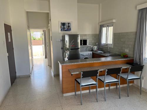 dal travel Themis Apartments
