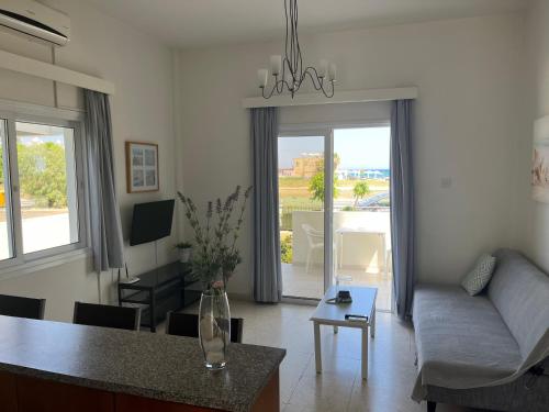dal travel Themis Apartments