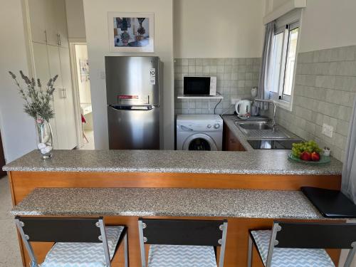 dal travel Themis Apartments
