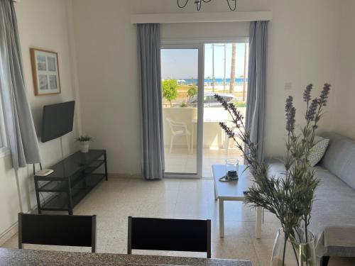 Themis Apartments