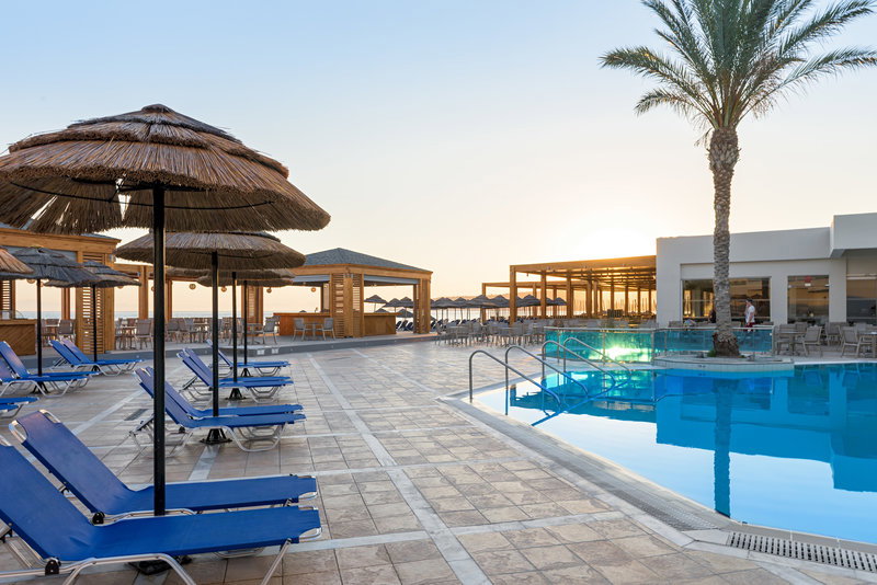 Avra Beach Resort Hotel & Bungalows