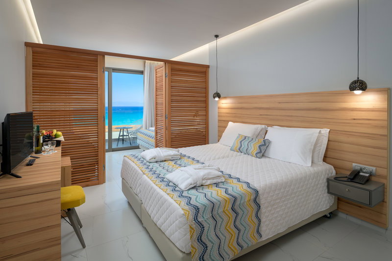 Avra Beach Resort Hotel & Bungalows