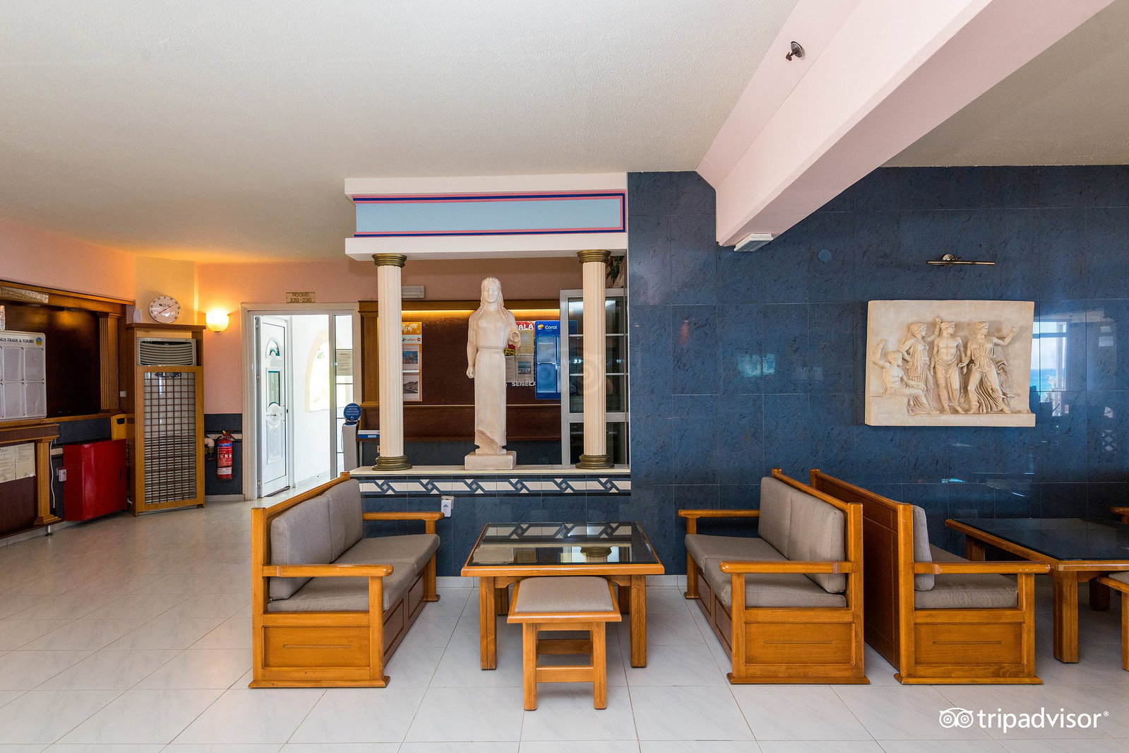 Ilyssion Hotel