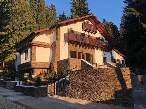 Villa Platinvm