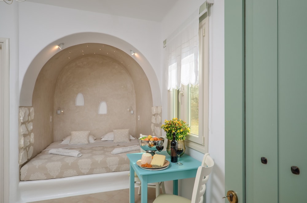 Euphoria Suites