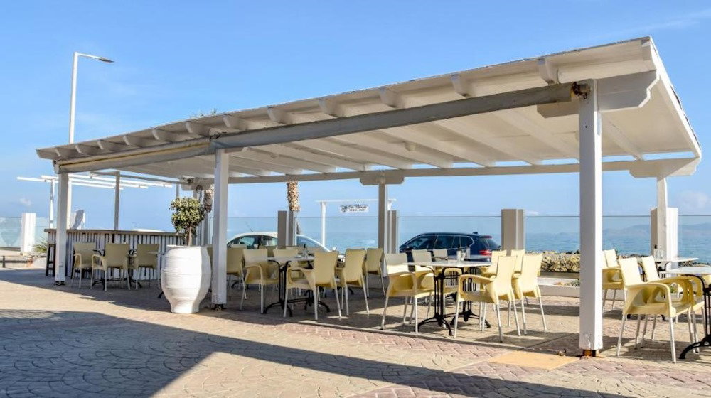 dal travel Yria Beach