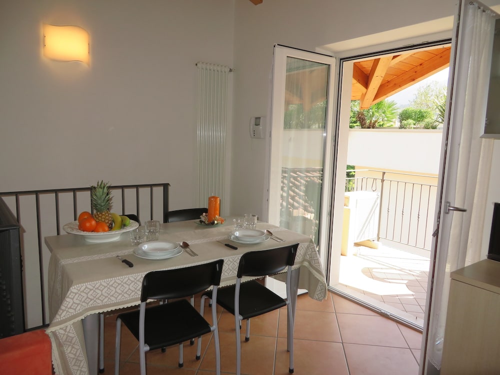 Hotel Apartments Bella Villa