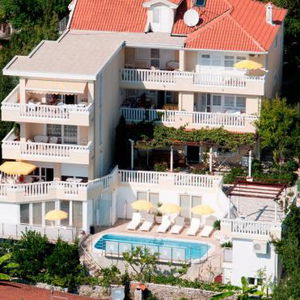 Hotel Villa Tenzera cazare Herceg Novi