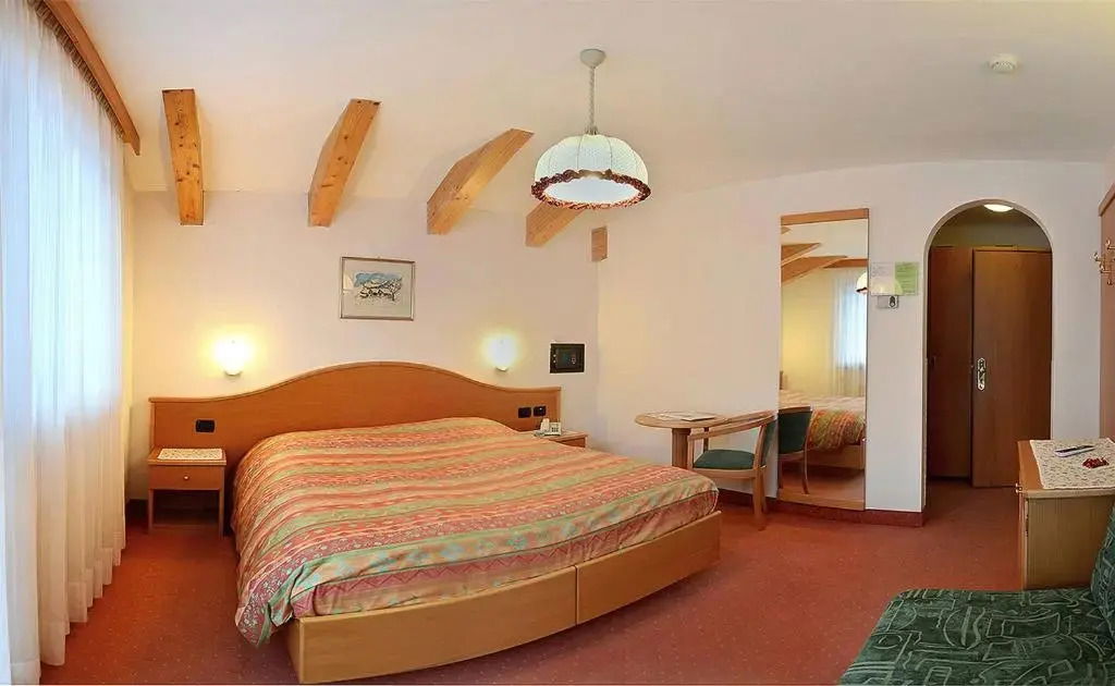 Hotel Dolomites Inn