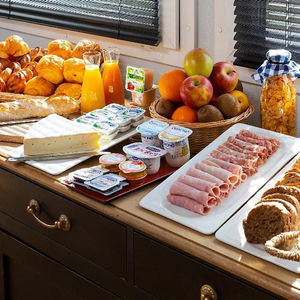 Hotel B&B Hotel Strasbourg Aéroport cazare Strasbourg