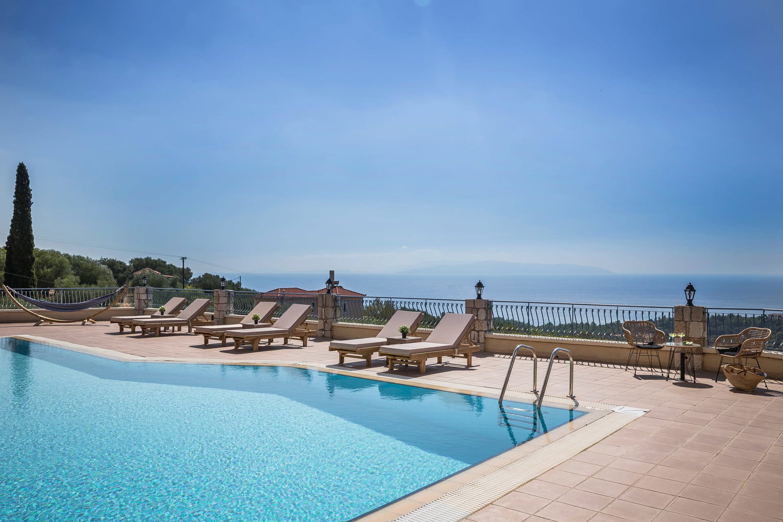 dal travel Diana Suites