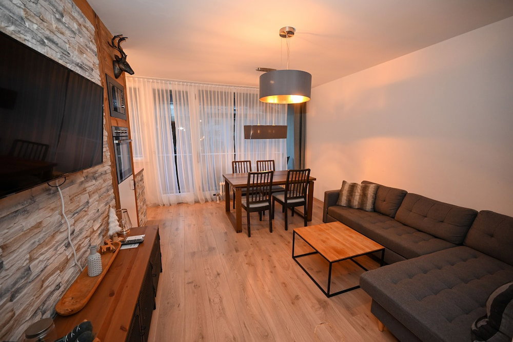 Hotel Domizil Alpine Retreat 15 With Balcony