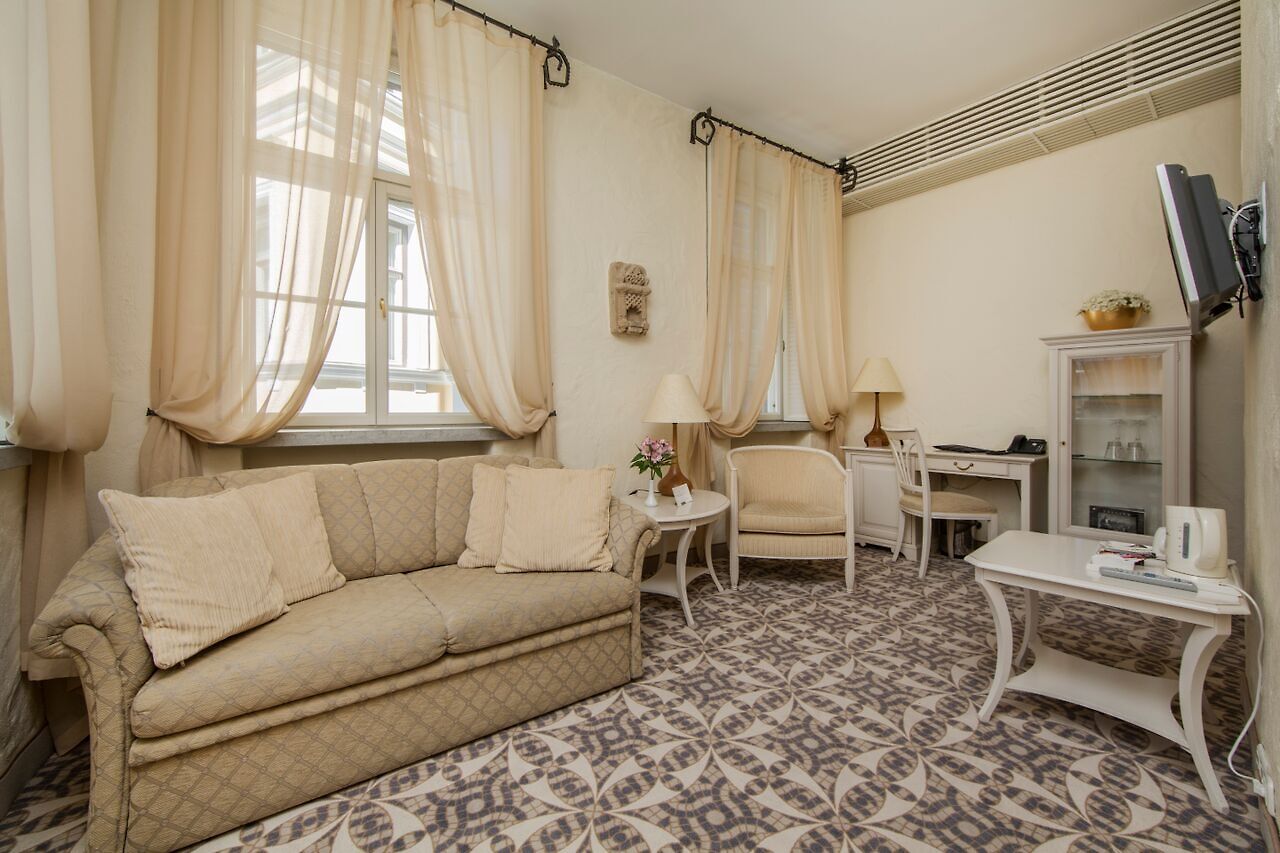 Hotel Rixwell Collection Savoy Boutique Hotel