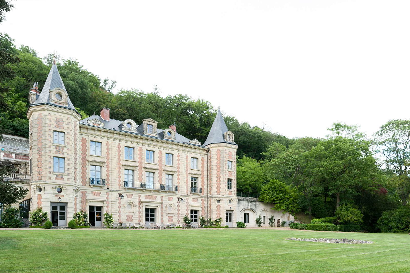 Hotel Château De Perreux, The Originals Collection