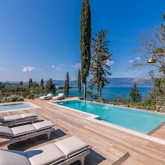 Hotel Melithea Seaview Villa cazare Corfu Town