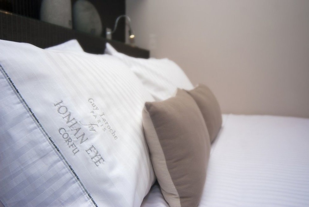 Ionian Eye Design Studios & Spa