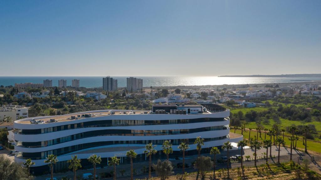 Longevity Health & Wellness Hotel - Adults Only