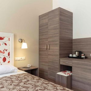 Hotel Hippocampus Hotel cazare Ixia