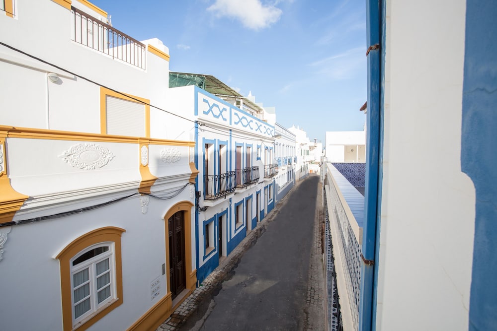 Cabanas Downtown In Tavira