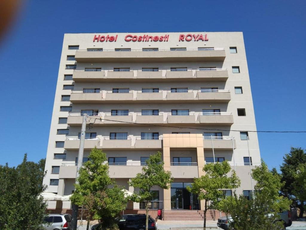 Hotel Royal Cm Camere De Inchiriat