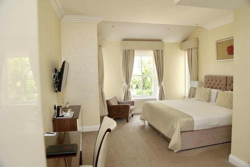 The Old Hall Hotel