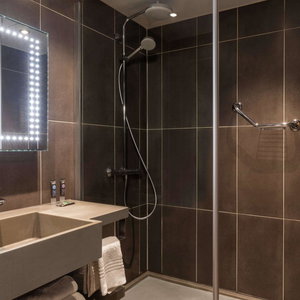Hotel Novotel Coventry M6/J3 cazare Coventry