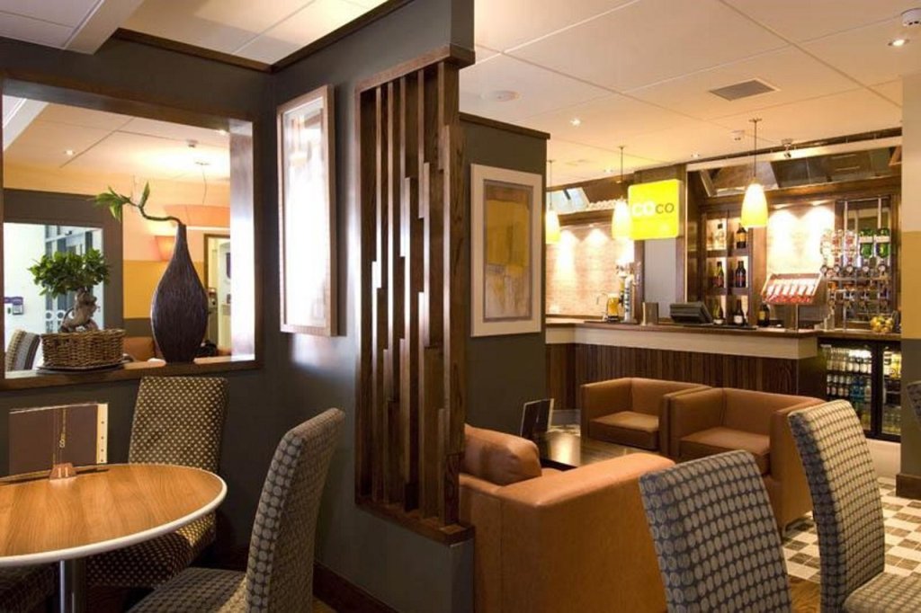 Premier Inn Coventry City Centre - Belgrade Plaza