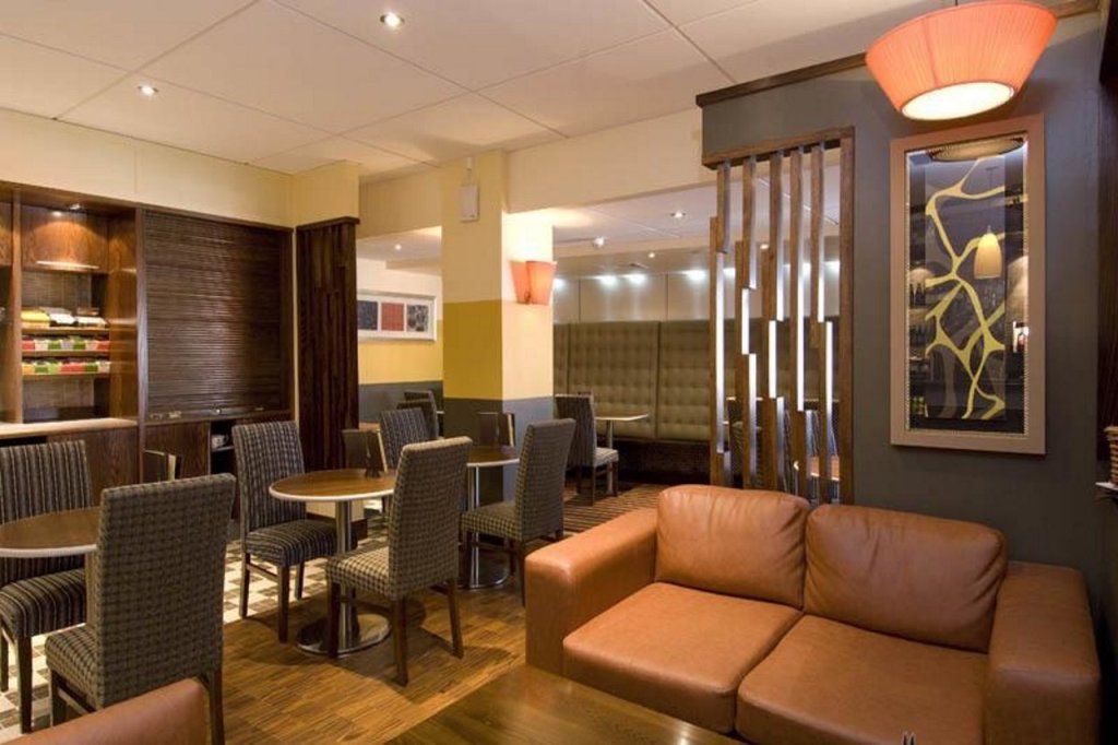Premier Inn Coventry City Centre - Belgrade Plaza