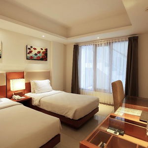 Hotel The Sun Hotel & Spa cazare Legian