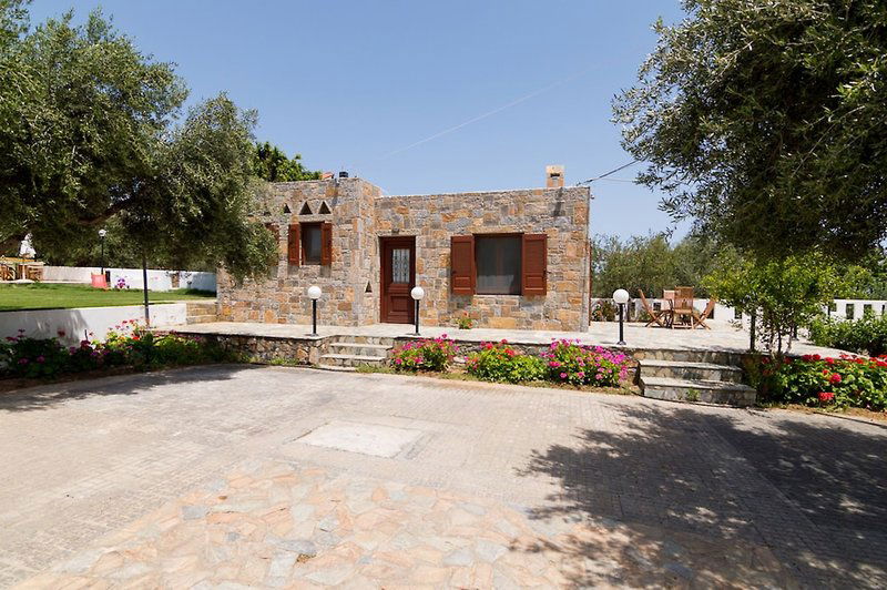 Hotel Athena Villas Olive Grove & Estate
