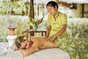 Hotel Alam Anda Ocean Front Resort & Spa cazare Tejakula