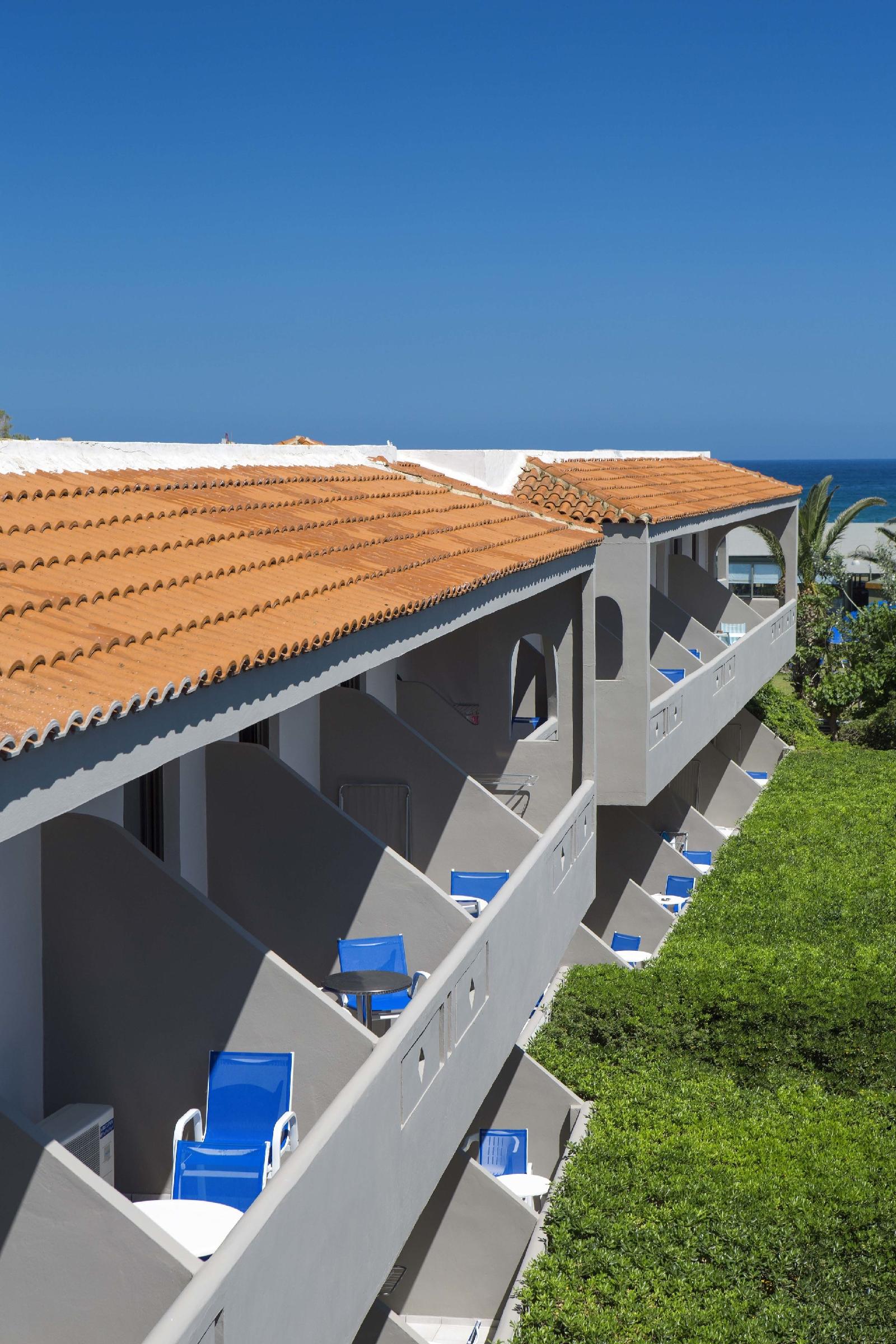 Marinos Beach Hotel