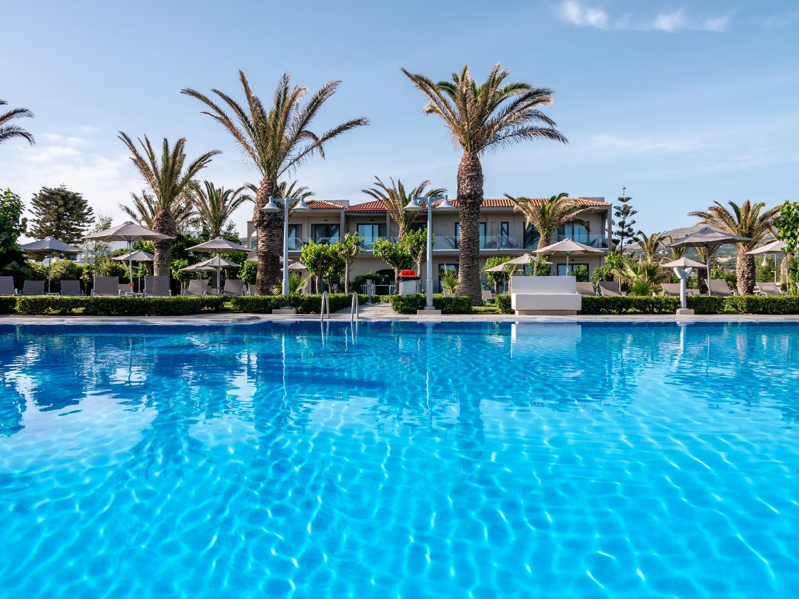 Marinos Beach Hotel