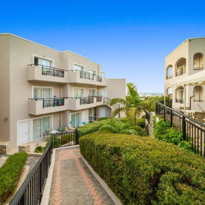 Hotel Rainbow Apartments cazare Stalis