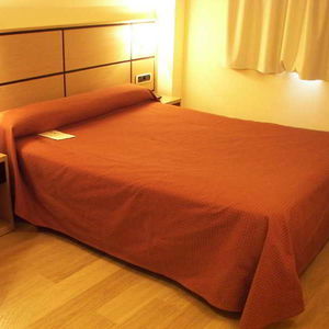 Hotel Dona Lola Castellon cazare Castello de la Plana