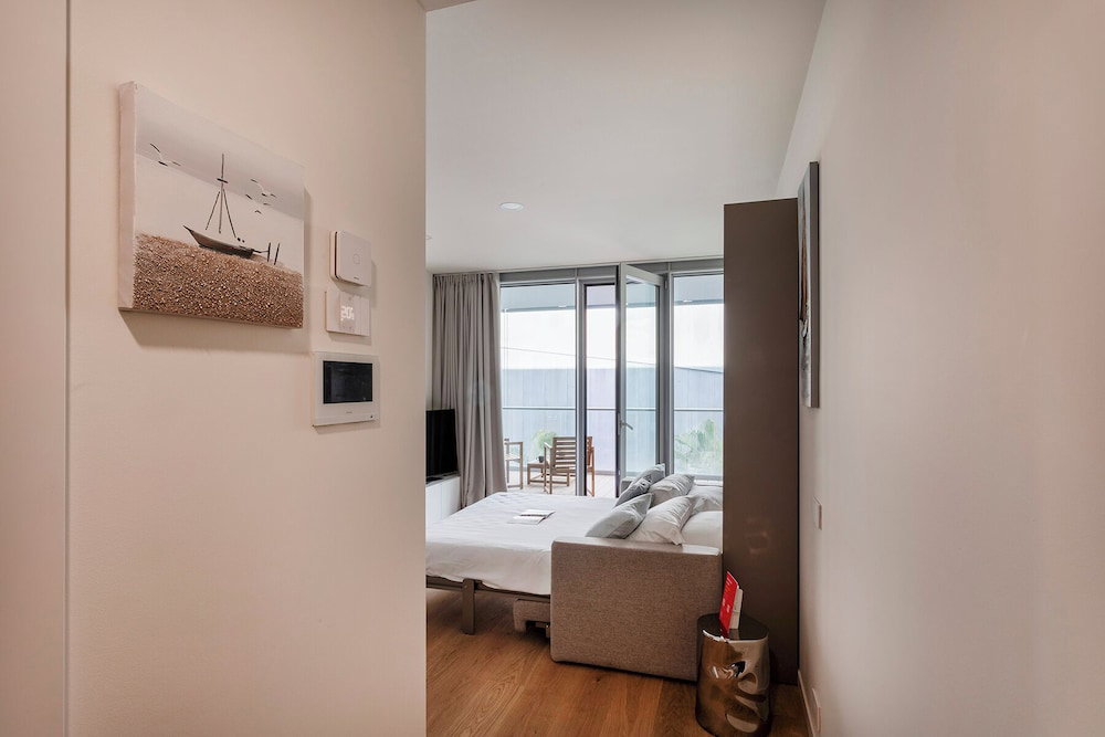 Hotel Waterfront Vibes By Wonderful Italy