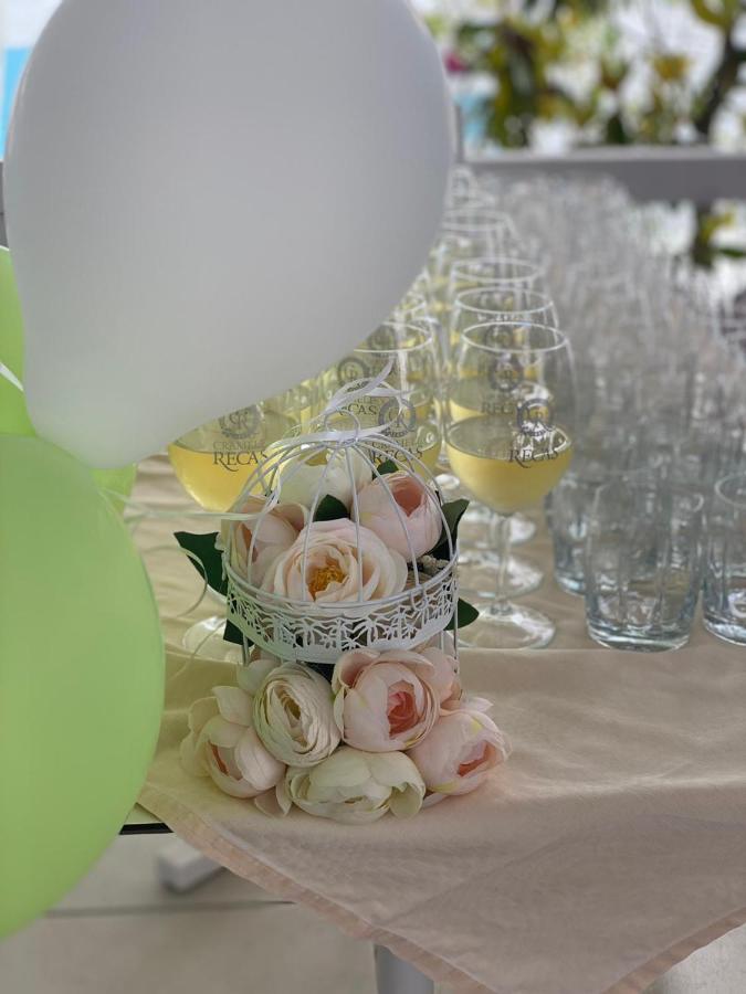 Hotel Riviera 990 Resort & Restaurant