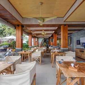 Hotel Bombora Medewi Wave Lodge cazare Pekutatan