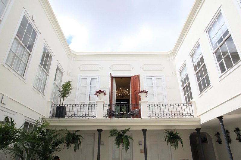 Hotel Nava Suites
