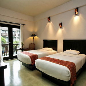 Hotel The Lokha Legian Hotel cazare Legian