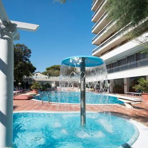 Hotel Gambrinus Tower Resort Hotel cazare Bellaria-Igea Marina
