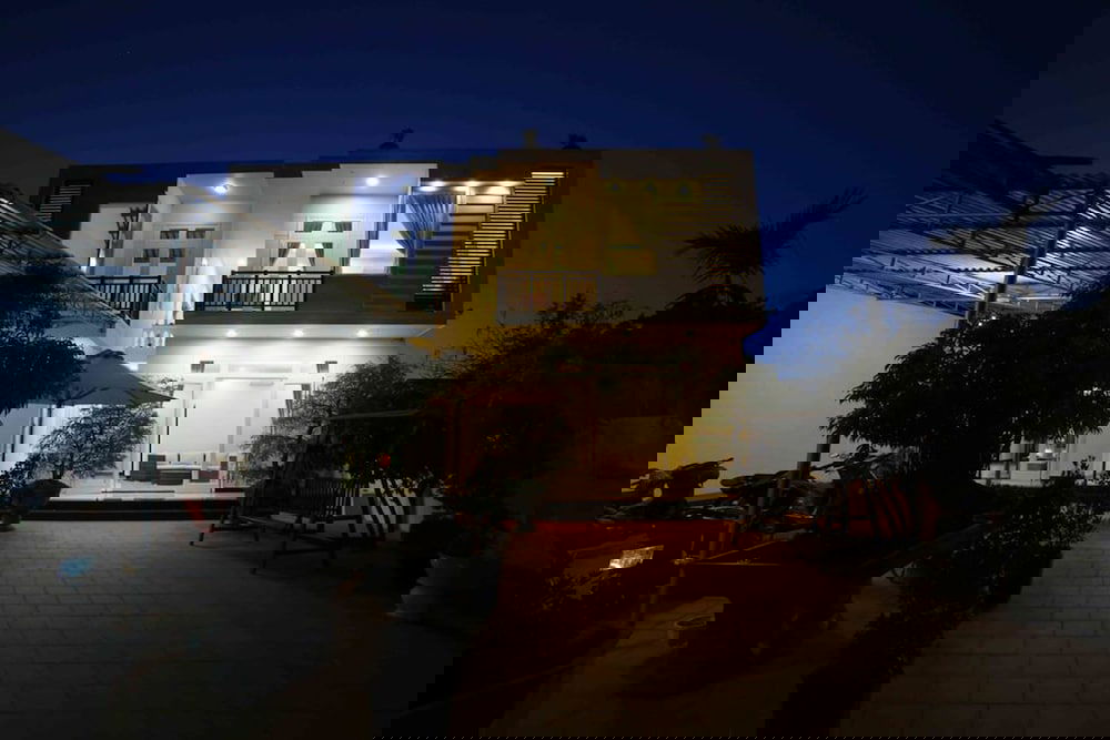 Hotel Basil Homestay And Hostel