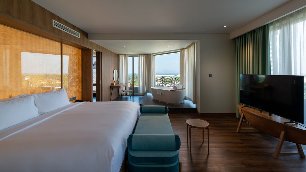 Bellerive Hoi An Hotel And Spa