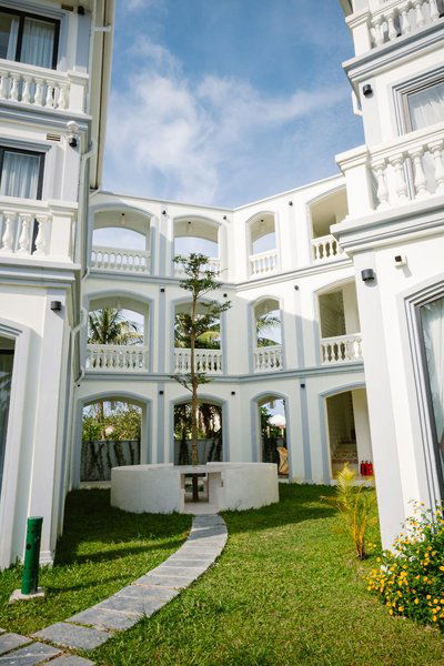 Hotel Moodhoian Riverside Resort And Spa