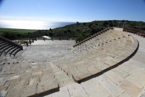 Amoroza Villa