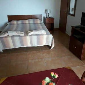 Hotel Yialos Apartments cazare Pissouri