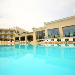 Hotel Calma cazare Kastoria