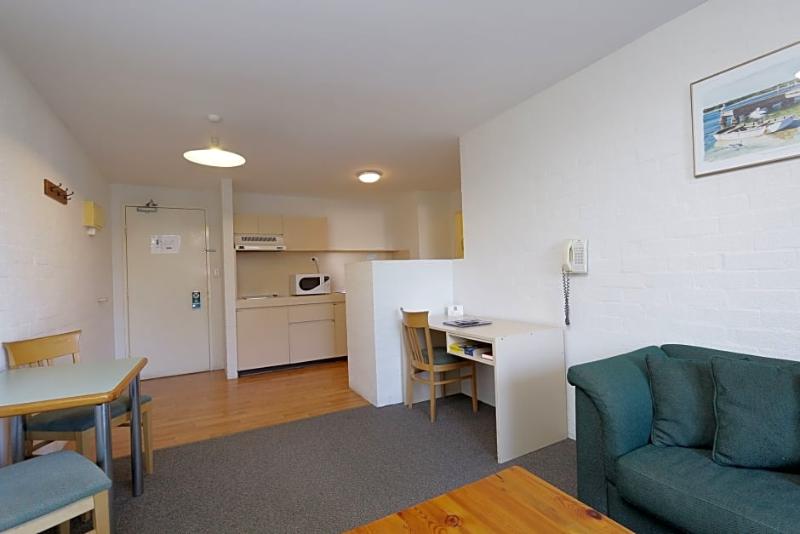 Hotel Atrium Resort Mandurah