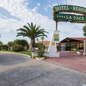 Hotel Villaggio Club La Pace cazare Tropea