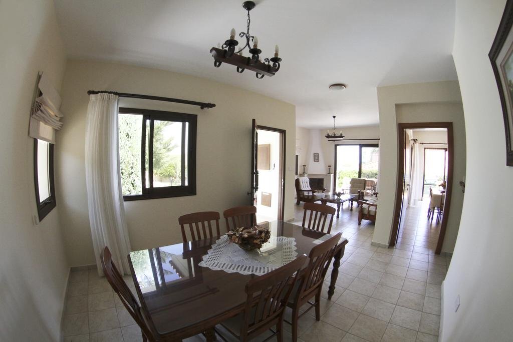 Eve Pissouri Veriko Villa